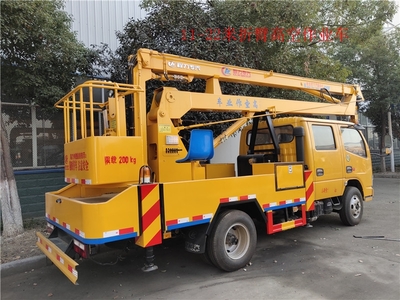 探秘江铃20米高空作业车生产基地 匠心铸就专业品质，助力高空作业新篇章